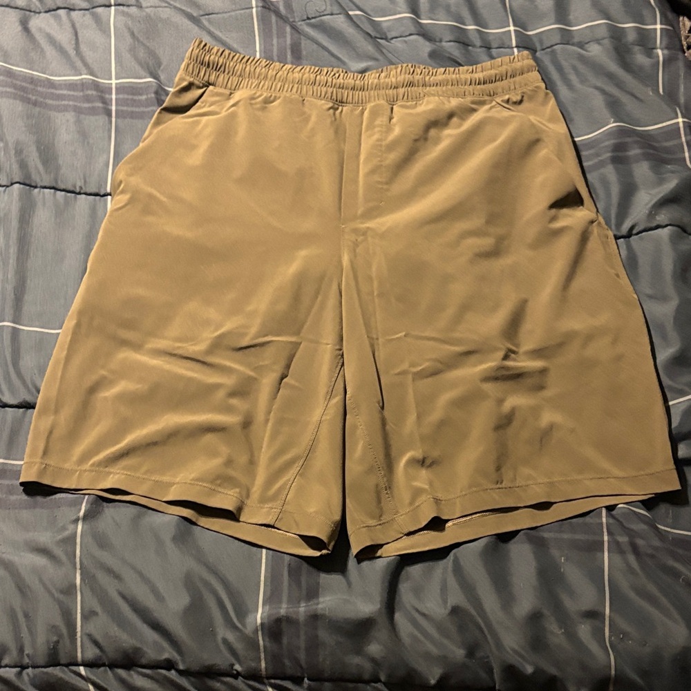 Lululemon pace breaker 9” inseam with liner